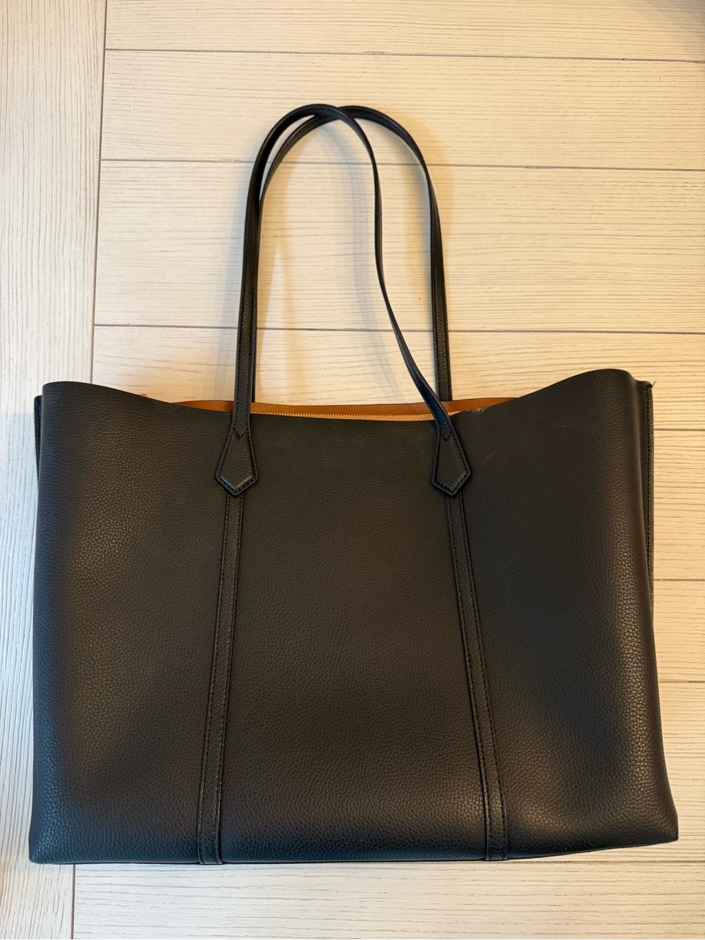 Tory Burch Perry Triple Compartment Leather Tote - Picture 8 of 10